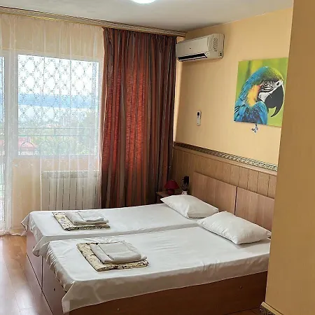 Hayat Ltd Πριμόρσκο