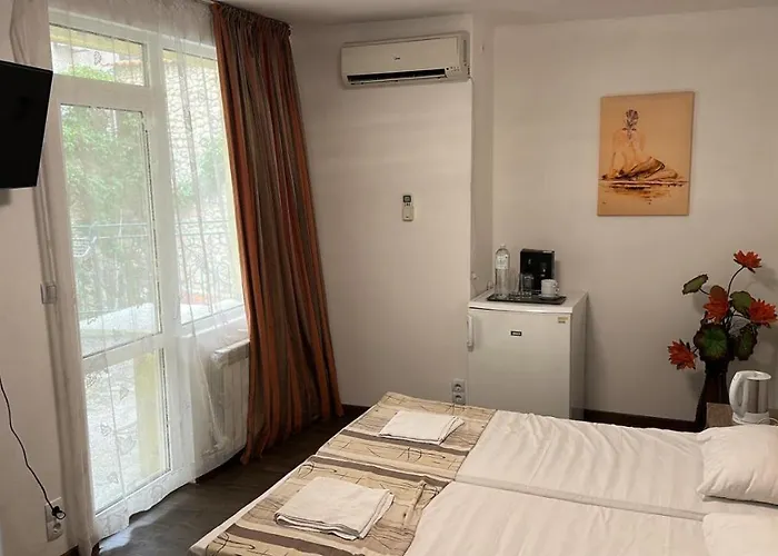 Hayat Ltd Хотел Приморско