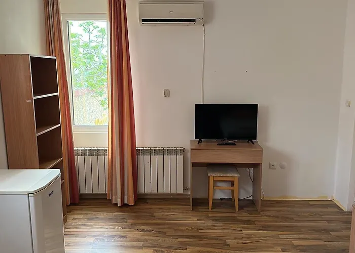 Hayat Ltd Хотел